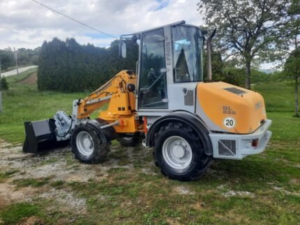 Mini chargeuse sur pneus PAUS TSL 855 - 4m